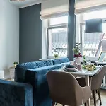 Greystone & * ريغا