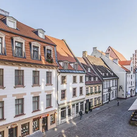 Greystone & Apartment