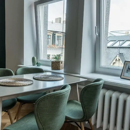 Greystone & Apartment *