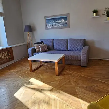 Apartment Greystone & Riga
