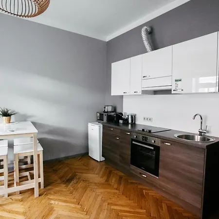 Apartment Greystone & Riga