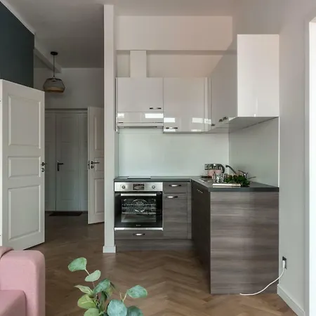 Greystone & Apartment *