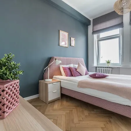 Apartment Greystone & Riga