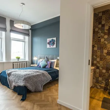 Greystone & Apartment