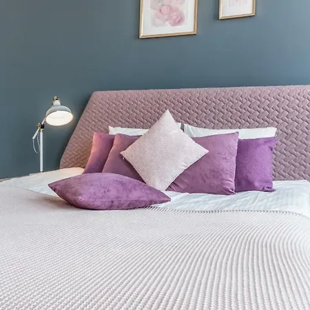 Greystone & Apartmán